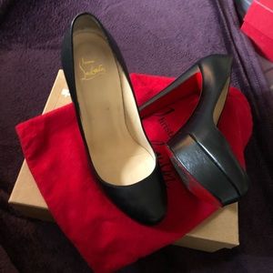 Christian Louboutin Vicky bass heels